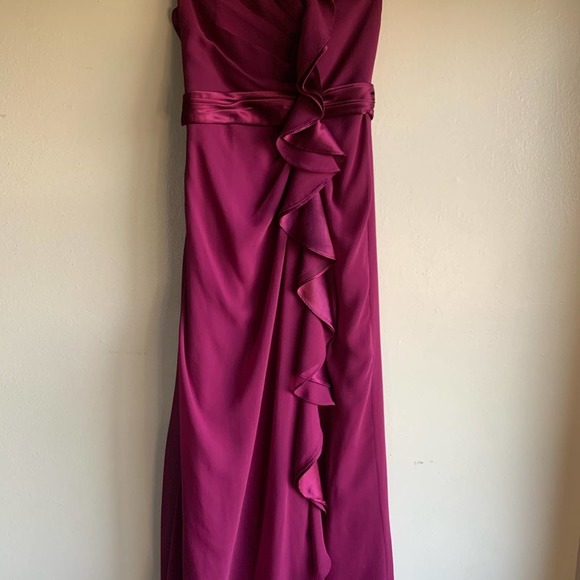 David’s Bridal Dress Front Ruffle Cascade Size 4 - Picture 10 of 10